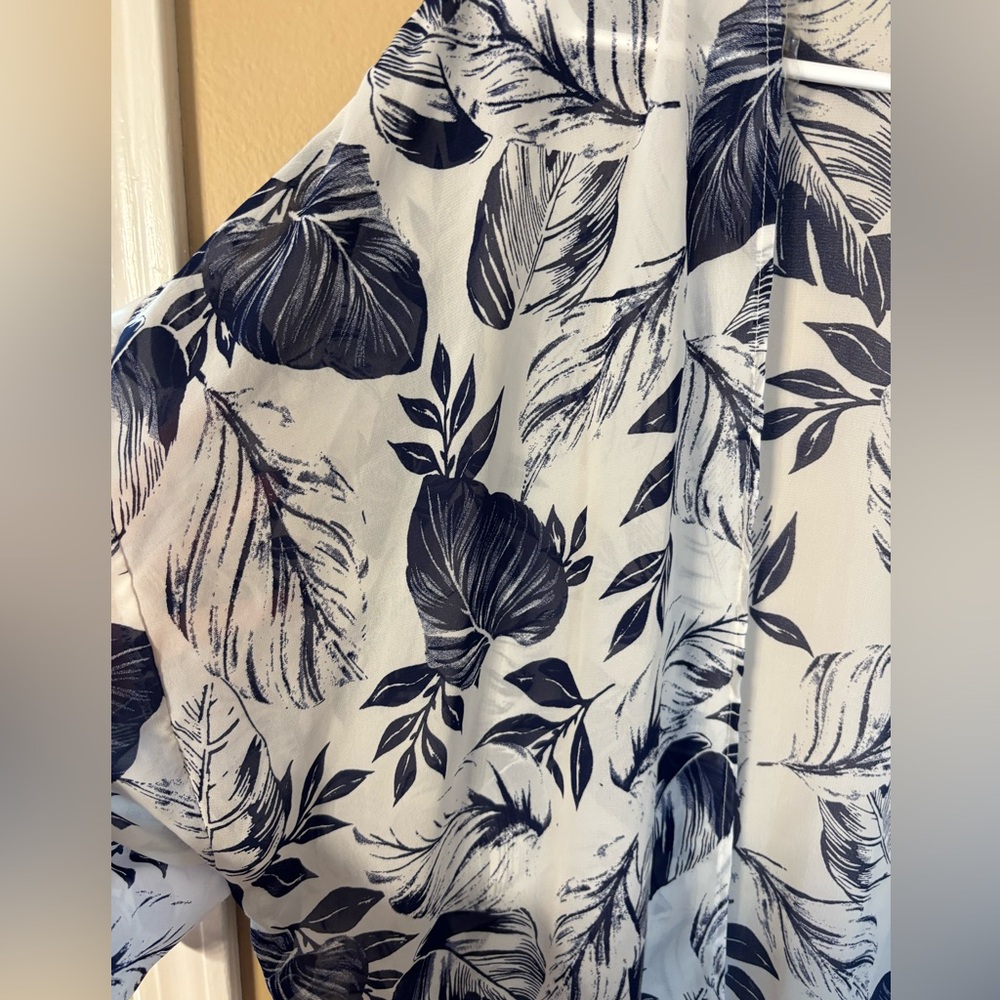 Women’s Gilli kimono top size Small - Picture 2 of 8